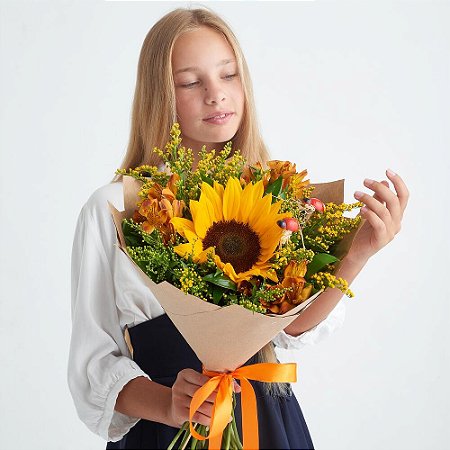 Girassol Unitário com Luxuosas Astromélias