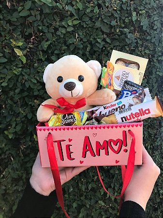 Delicadeza de Pelúcia Com Chocolates