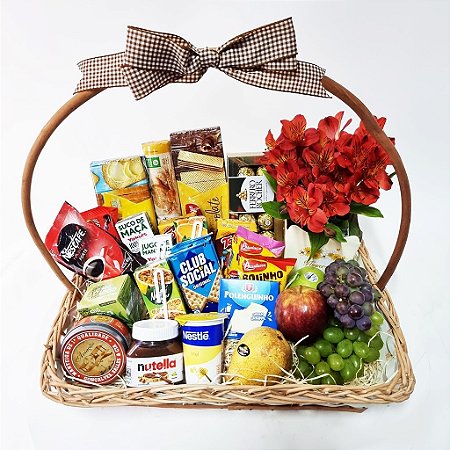 Cesta Café da Manhã dos Namorados com Flores e Bombons