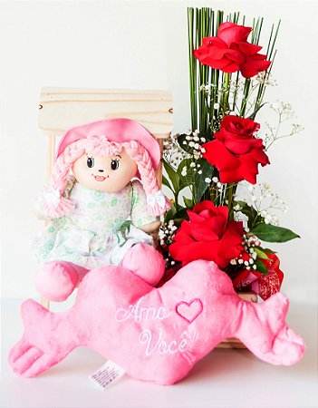 Casa de Boneca Com Rosas e Amor