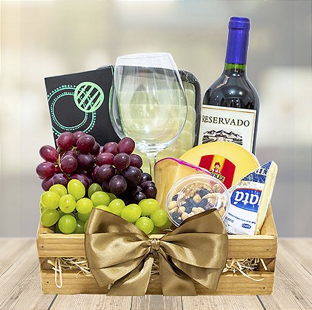 Bandeja Romântica de Queijos e Vinho