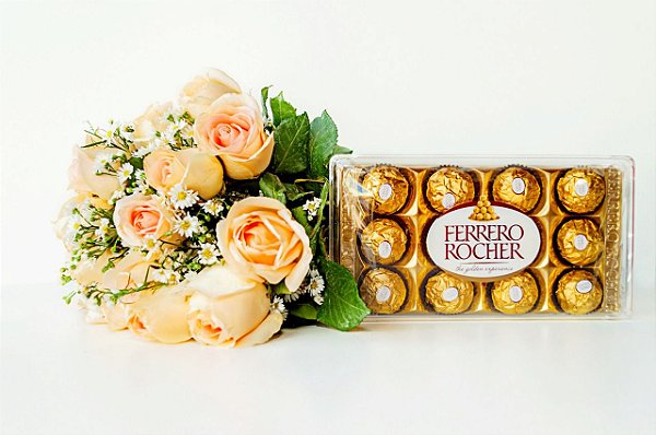 Surpresa de rosas champanhe com Ferrero Rocher