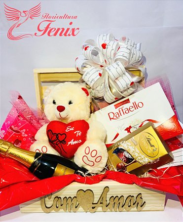 Luxuoso Baú com Chocolates e Chandon