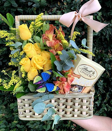 Cesta Explosão de Alegria com Lindt 200g