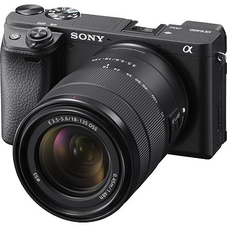 Câmera SONY A6400 + Lente 18-135mm