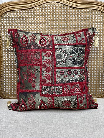Capa Para Almofada - Jacquard - Vermelho e Cinza - Tassel