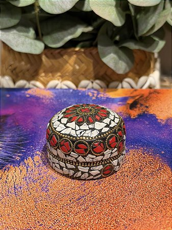 Porta Joias - Metal - Feito a Mão - Branco e Vermelho - 5,5cm