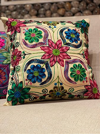 Capa de Almofada Bordada 45x45 Creme