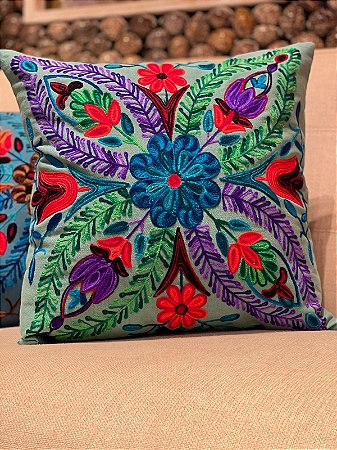 Capa de Almofada Bordada 45x45 Verde