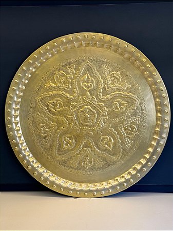 Prato de Parede -  Relevo - Metal - Dourado  70CM