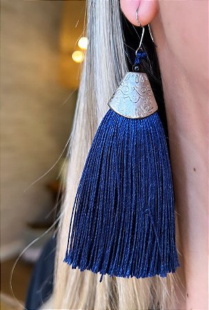 Brinco Par - Metal Arabesco e Tassel - Azul Marinho