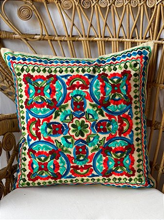 Capa de Almofada Bordada 45x45 Bege