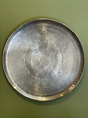 Prato de Parede -  Relevo - Metal - Prata - 47CM