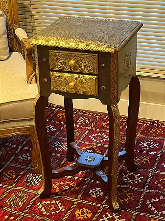 Mesa Gaveteiro - Madeira e Metal - Dourado