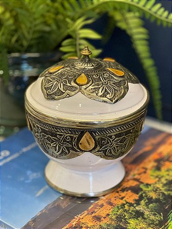 Pote Marroquino - Ceramica com Metal - Branco