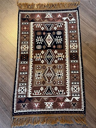 Tapete - Turco - 0,91 x 0,53CM - Marrom e Bege
