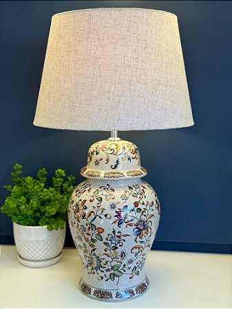 Abajur - Cerâmica - Bege e Flores - Com Cúpula