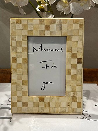 Porta Retrato - Foto 10 x 15 - Osso - Bege