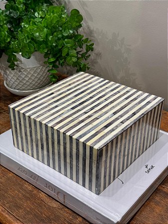Caixa Decorativa - Osso - Off White e Cinza - 20X20