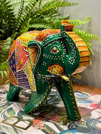 Elefante Decorativo - Madeira - Pintado a Mão - Verde e Colorido - G