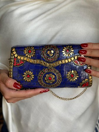 Bolsa Clutch em Metal - Azul, Vermelho e Dourado - Com Alça