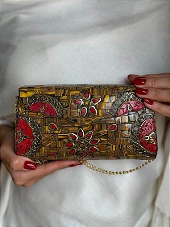 Bolsa Clutch em Metal - Marrom, Vermelho e Dourado - Com Alça