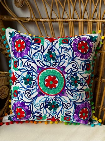 Capa de Almofada Bordada 42x42 Branca