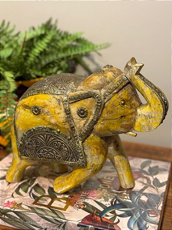 Elefante - Madeira - Pintado à mão - Amarelo - 24,5CM