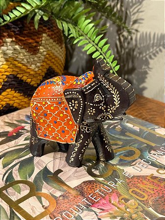 Elefante - Madeira - Pintado à mão - Marrom e Colorido - 11CM