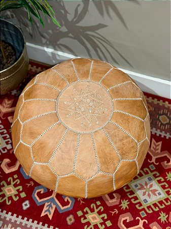 Puff Marroquino - Couro Natural - Redondo 55CM - Sem Enchimento