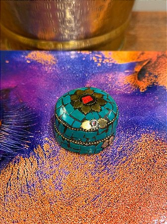 Porta Joias - Metal - Feito à mão - Turquesa, Vermelho e Dourado - P
