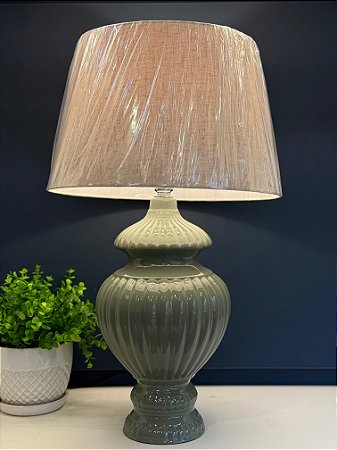 Abajur - Cerâmica - Verde com Cúpula