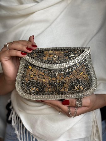 Bolsa Clutch em Metal - Marrom e Prata - Com Alça
