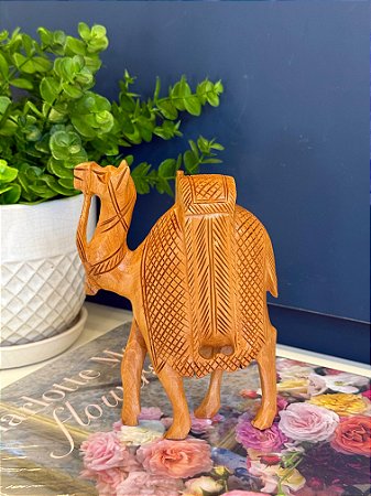 Camelo Decorativo - Madeira - 15cm