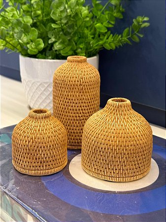 Trio Mini Vasos em Resina
