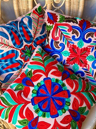 Kit 3 Capas de Almofadas - Bordadas - Rosa