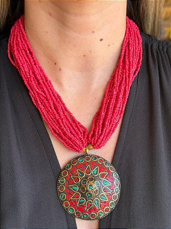 Colar - Metal e Miçangas - Vermelho