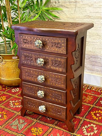 Gaveteiro - Madeira Entalhada - 5 Gavetas - Puxador Azul e Branco