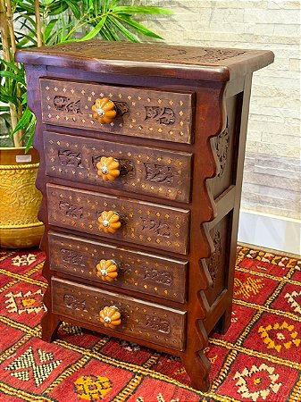 Gaveteiro - Madeira Entalhada - 5 Gavetas - Puxador Marrom