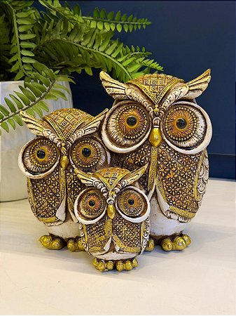 Família de Coruja - Resina - Branco e Dourada