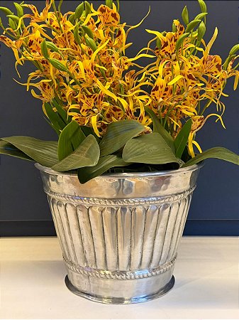 Cachepot em Alumínio - Prateado - 27CM