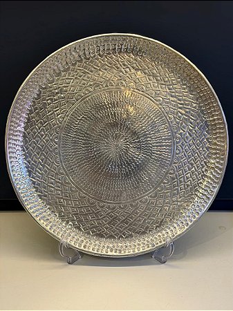 Prato de Parede - Relevo - Metal - Prata - 44CM
