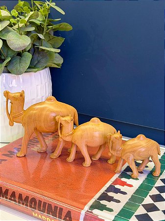 Familia Camelo Decorativo - Madeira - Pintado á mão - Marrom