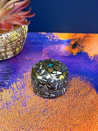 Porta Joias - Metal - Feito à mão - Branco, Preto, Dourado e Turquesa - 4,5CM