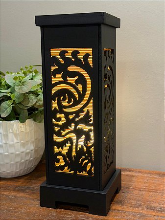 Luminária - Madeira e Palha - Preto - 38CM