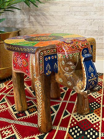 Banqueta - Elefante - Madeira - Pintado à mão - Marrom e Colorido - 37cm