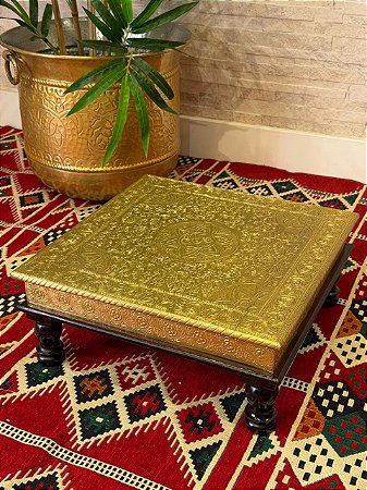 Mesa Madeira - Aplique em Metal - Marrom e Dourado - 38CM