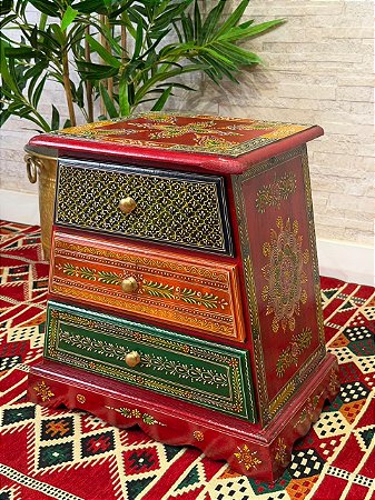 Gaveteiro - Madeira - Pintado à mão - 3 Gavetas - Vermelho e Colorido