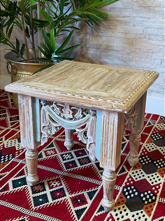 Mesa Madeira Entalhada - Pintado à Mão - Pátina e Azul Claro - 41CM