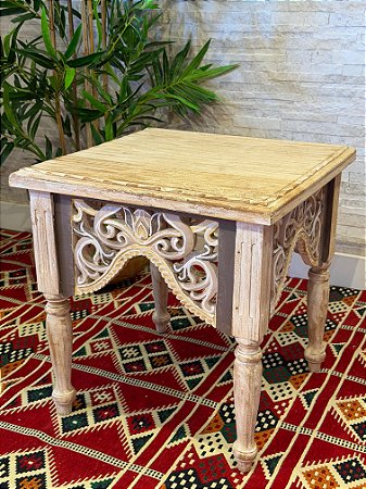 Mesa Madeira Entalhada - Pintado à Mão - Pátina, Marrom e Amarelo - 51CM